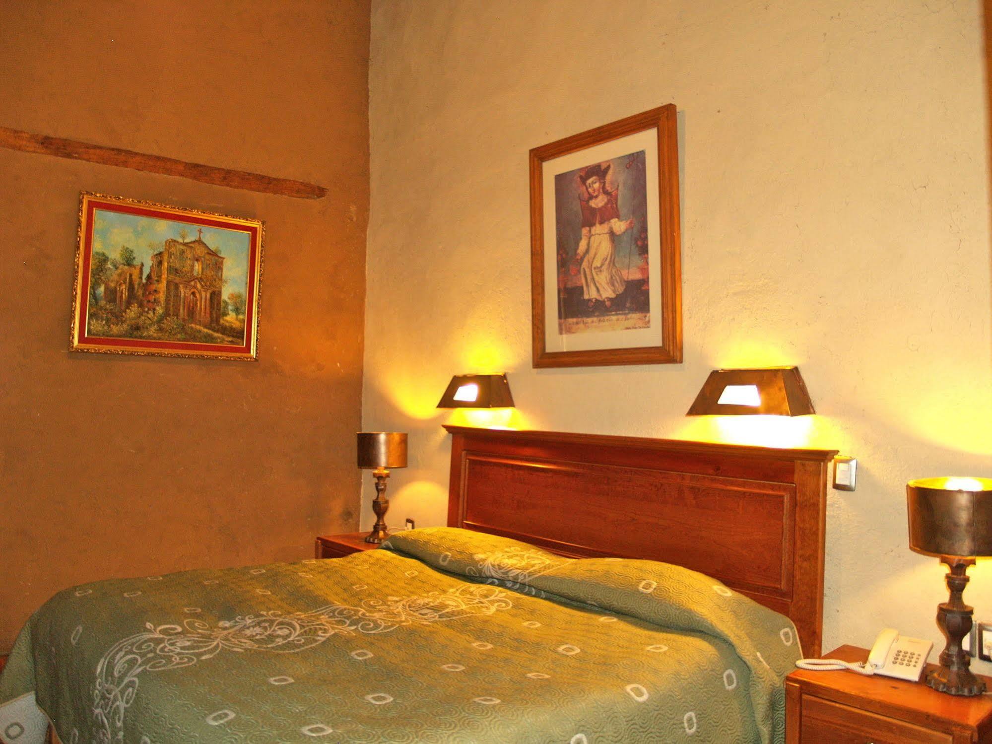 Pátzcuaro Hotel Refugio Del Angel מראה חיצוני תמונה