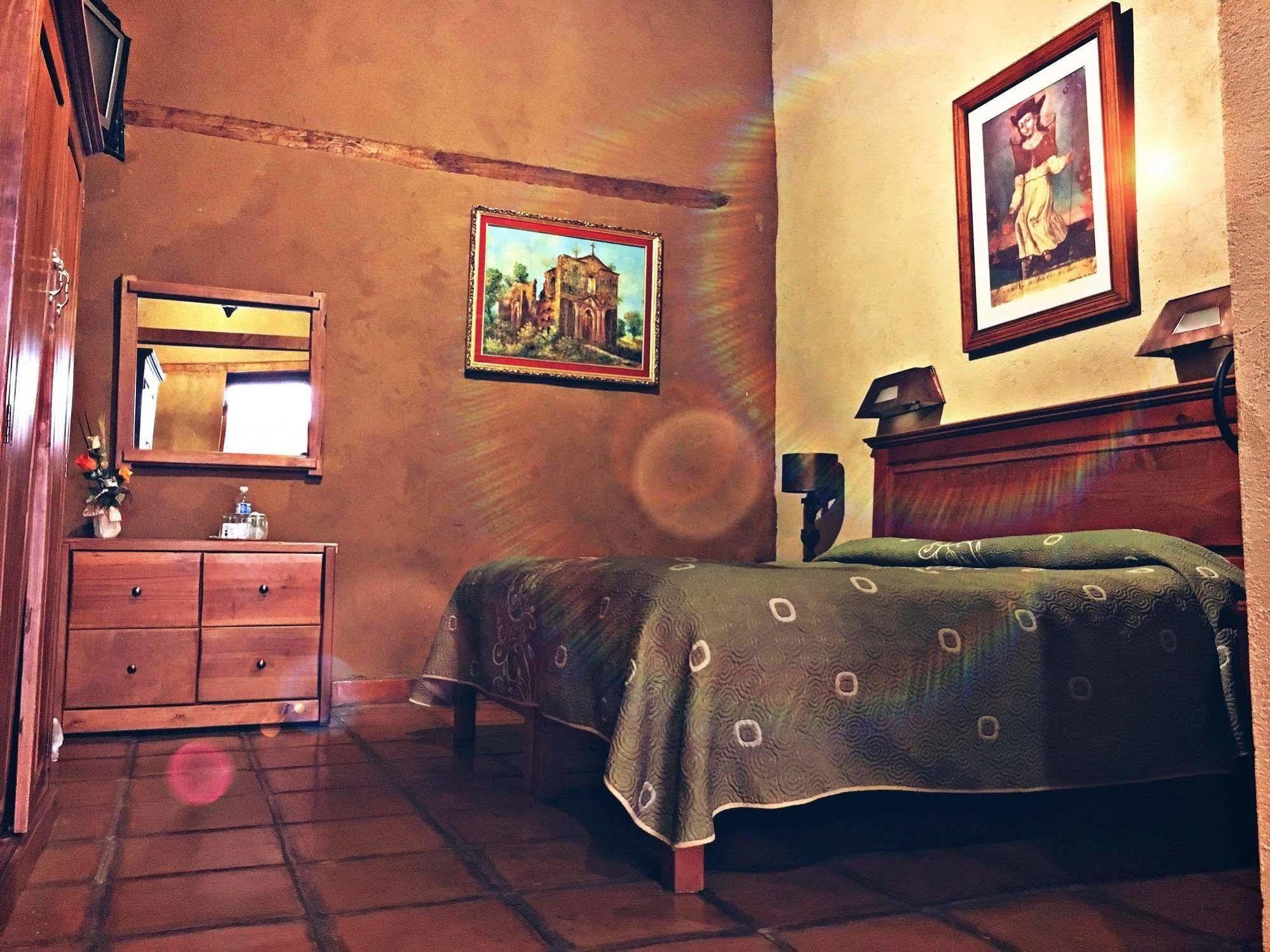Pátzcuaro Hotel Refugio Del Angel מראה חיצוני תמונה